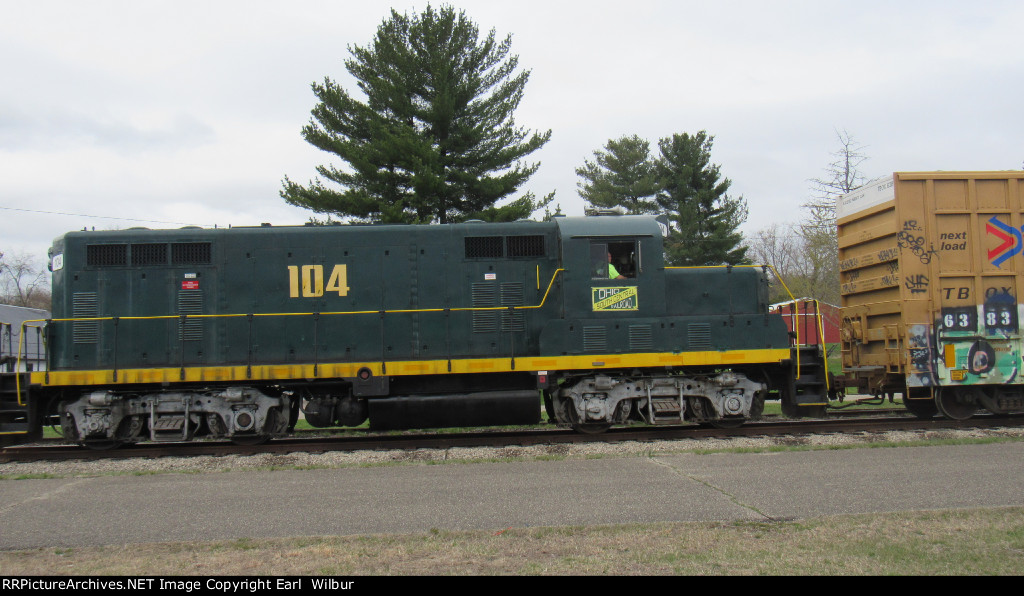 Ohio South Central Railroad (OSCR) 104